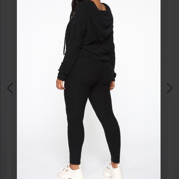 🥀DONATING 12/30 Couldn’t be Cozier Sweater Hoodie Set - Picture 5 of 8